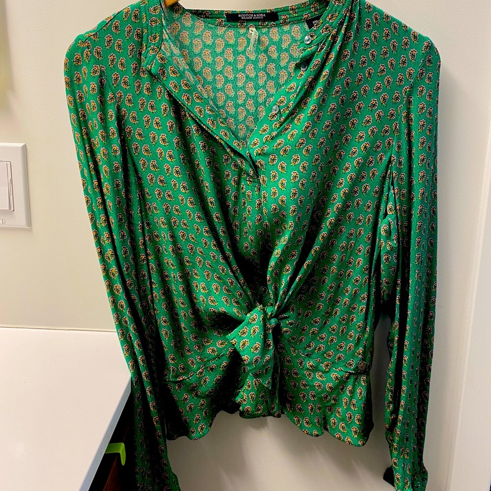 Green blouse